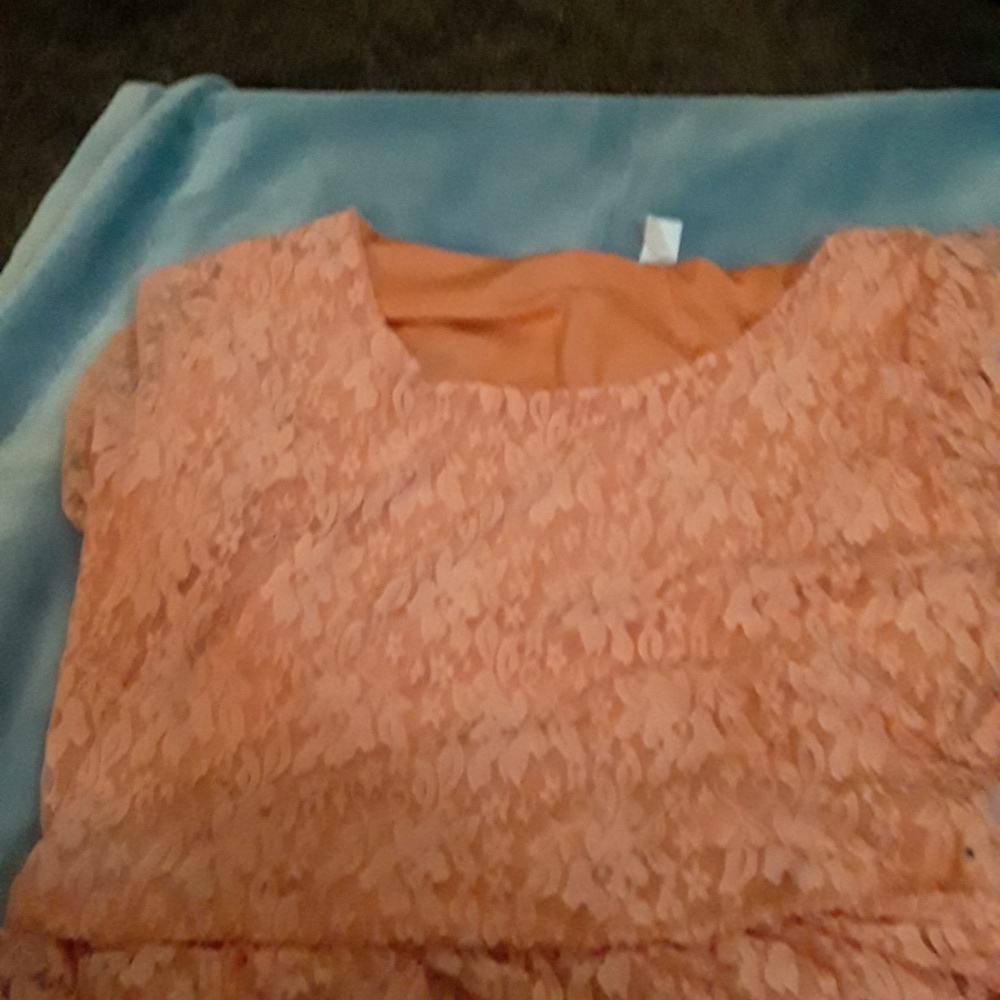DRESSY TOP - Picture 2 of 2